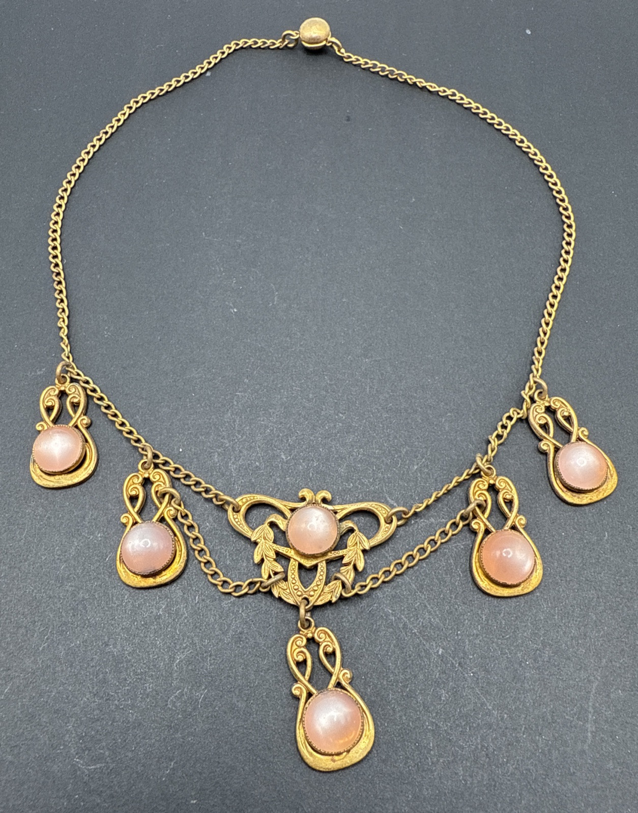 Antique Pink Moonstone Festoon Necklace Gold Tone 14” J114