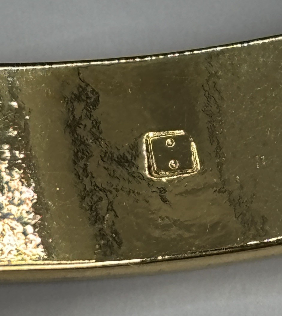 Vintage Bangle Bracelet Ornate Gold Tone Etched Floral 8.5 Maker Mark Unknown