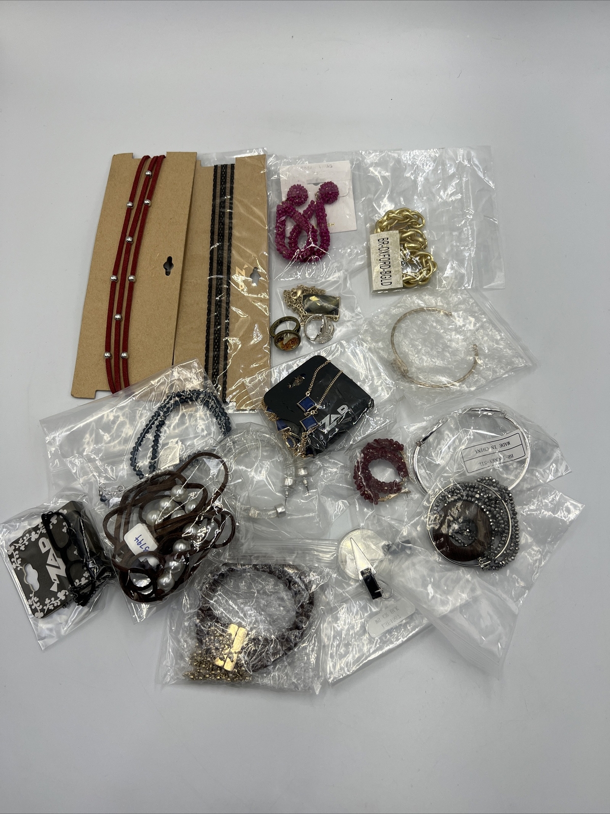 Lot of 18 Pieces Costume Jewelry Assorted Necklaces Earrings Bracelets Rings