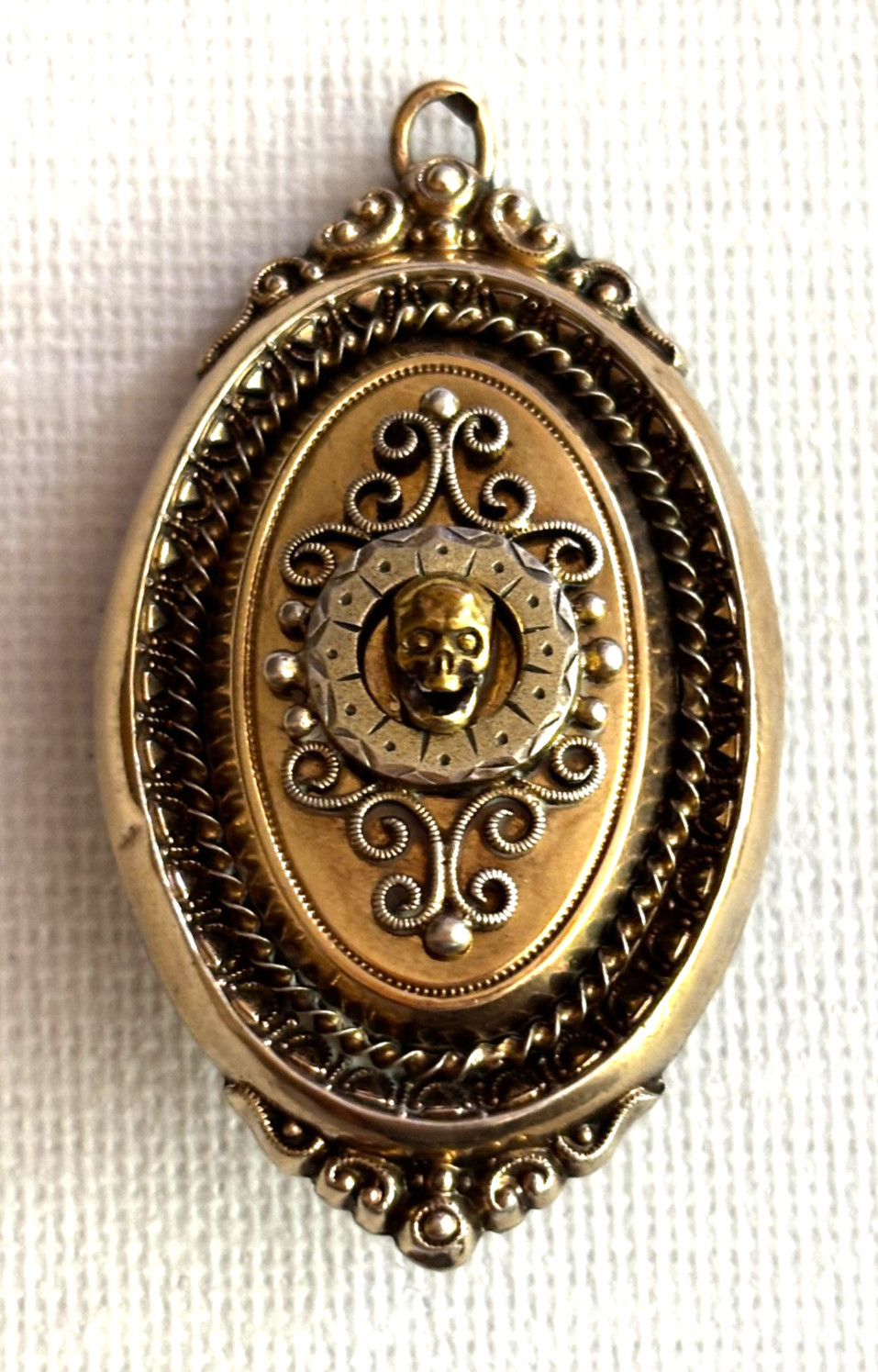 Antique Edwardian Memento Mori Brass Gold Plated Skull Pendant Pin Brooch