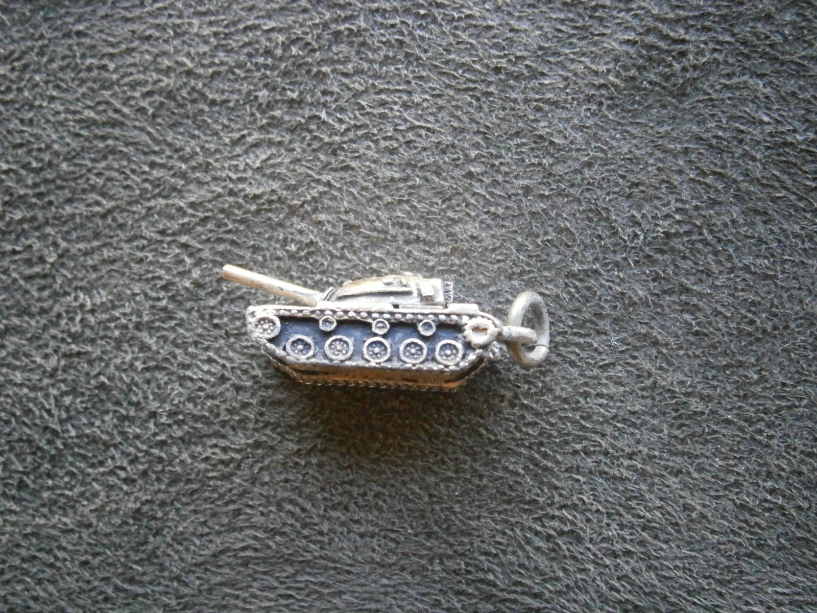 WWII Military Tank Vintage Crest Craft Goldtone Charm Pendant 5.2g