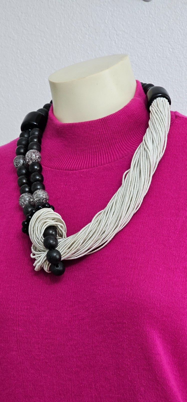 GERDA LYNGGAARD MONIES Vintage necklace unique statement pc. white & black
