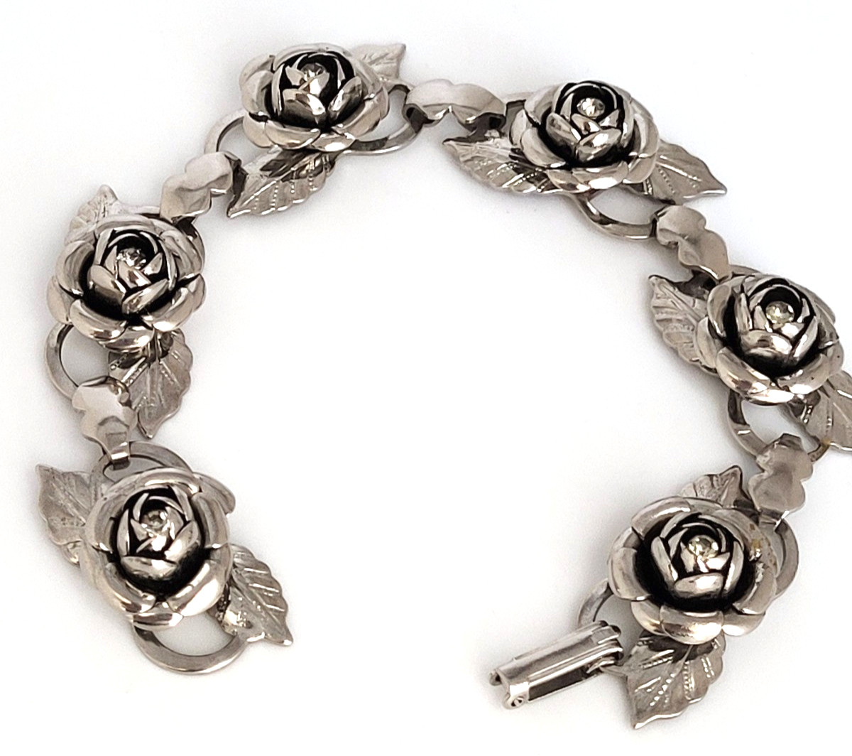 Vintage 3D Rose Linked Chain Bracelet Rhinestone center Stainless Steel 7.25″