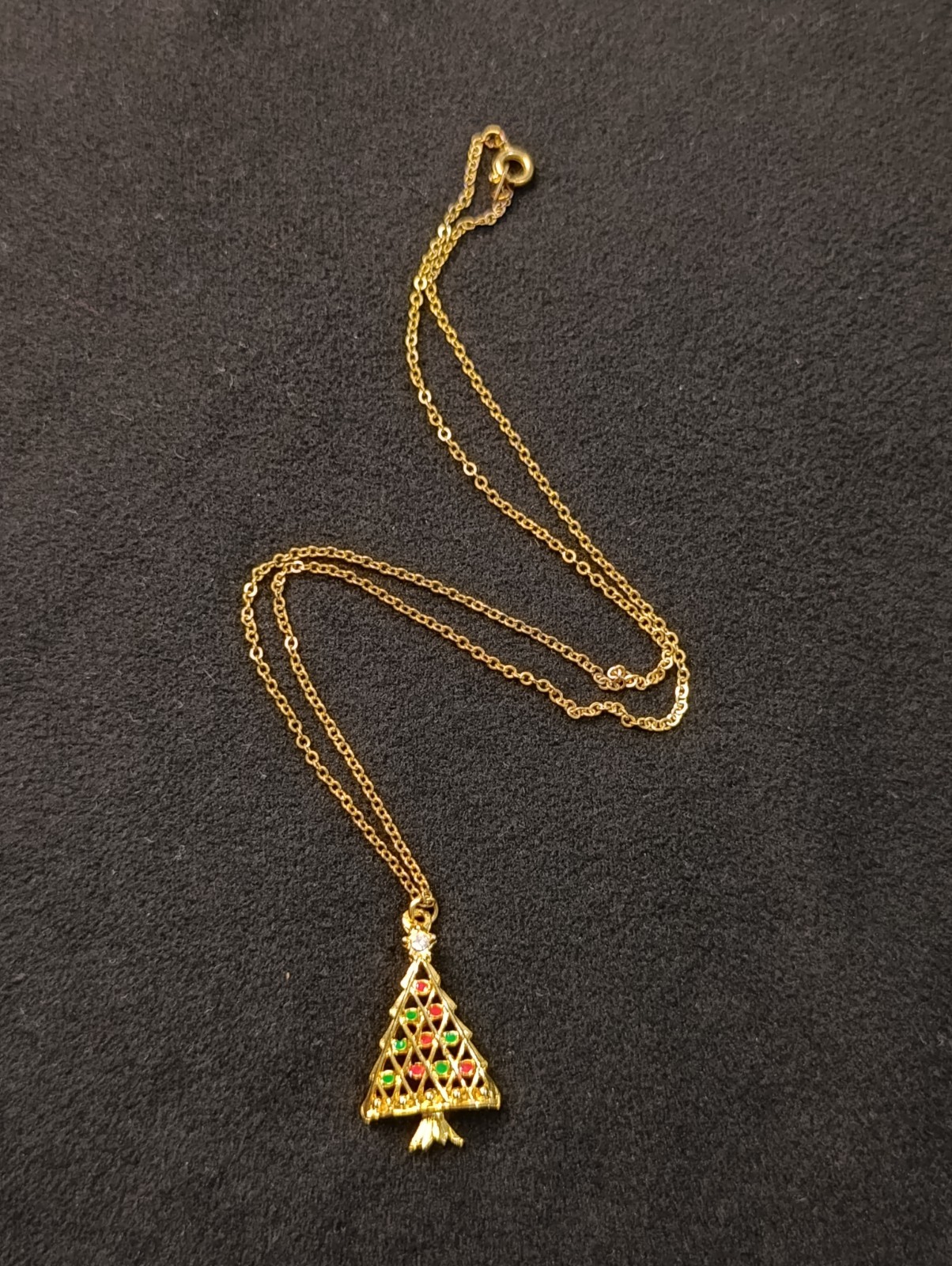Vintage Gold Tone Christmas Tree Pendant Necklace – Handmade Metal Alloy
