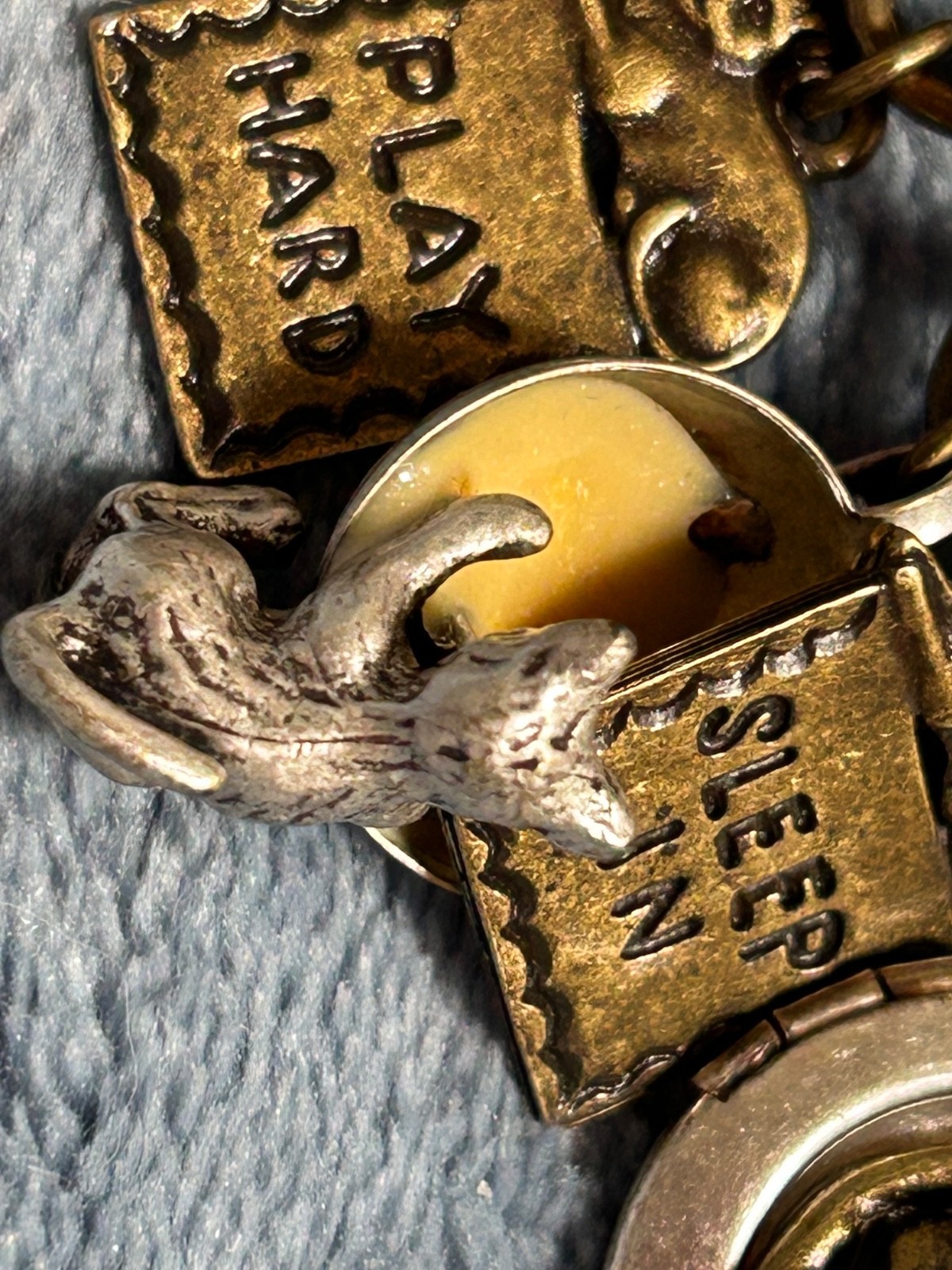 Sweet Romance Vintage Charm Bracelet cat kitty mouse themed nwot toggle closure