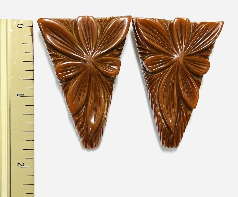 Vintage Pair Of Art Deco Carved Flower Brown Bakelite Dress Clip Tested Estate