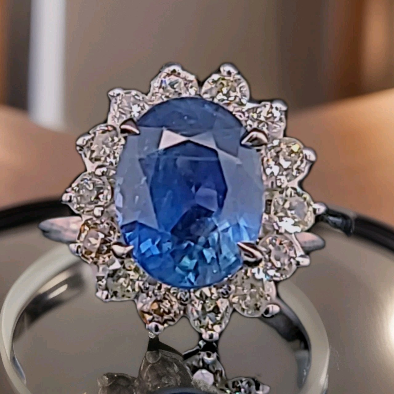 Vintage 14K White Gold Engagement Ring 4.66ct. Natural Blue Sapphire Oval GIA