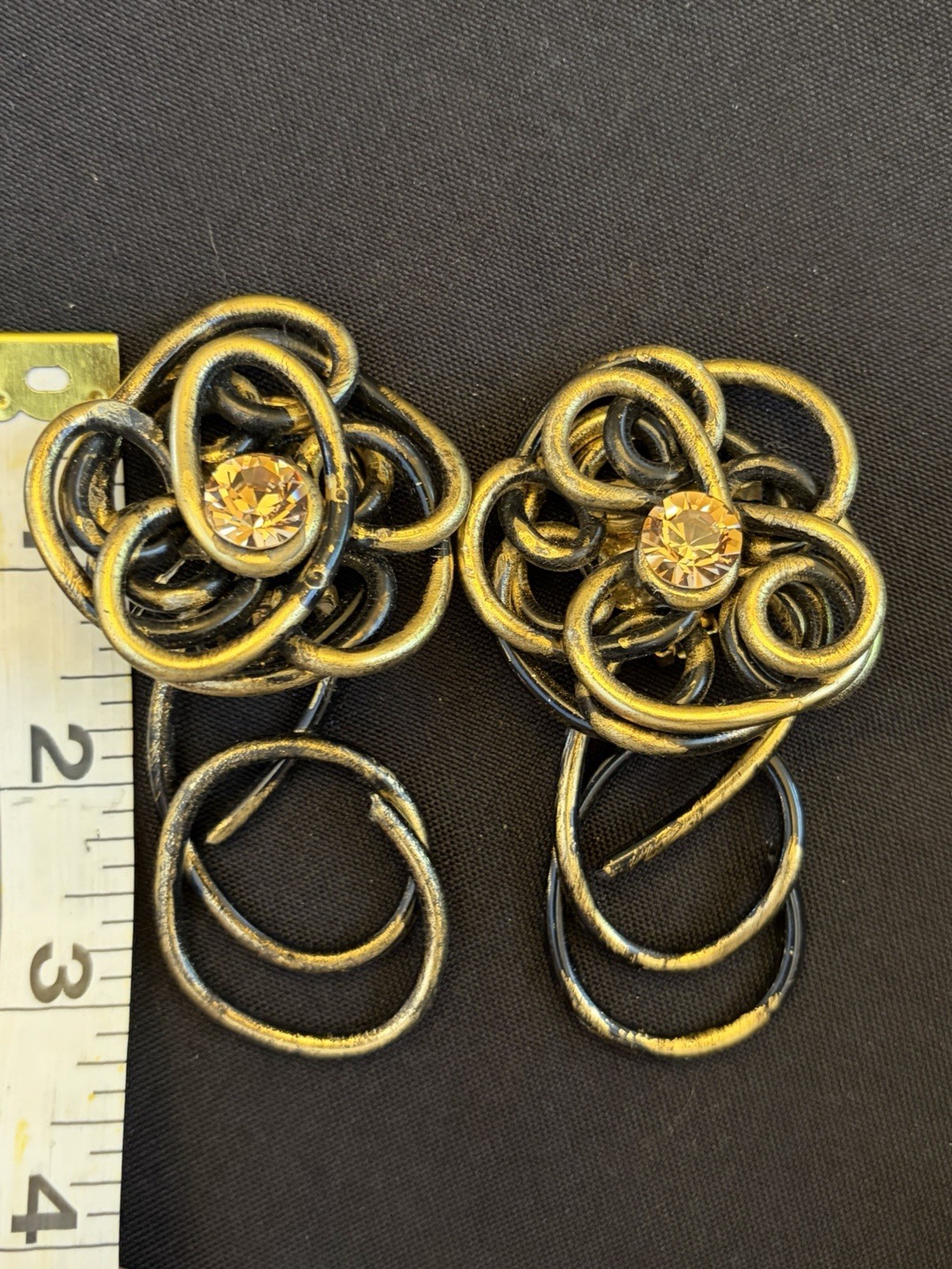 Large VTG 80s Jeff Lieb Signed Clip-On Earrings Black & Gold Tone Rare Runway