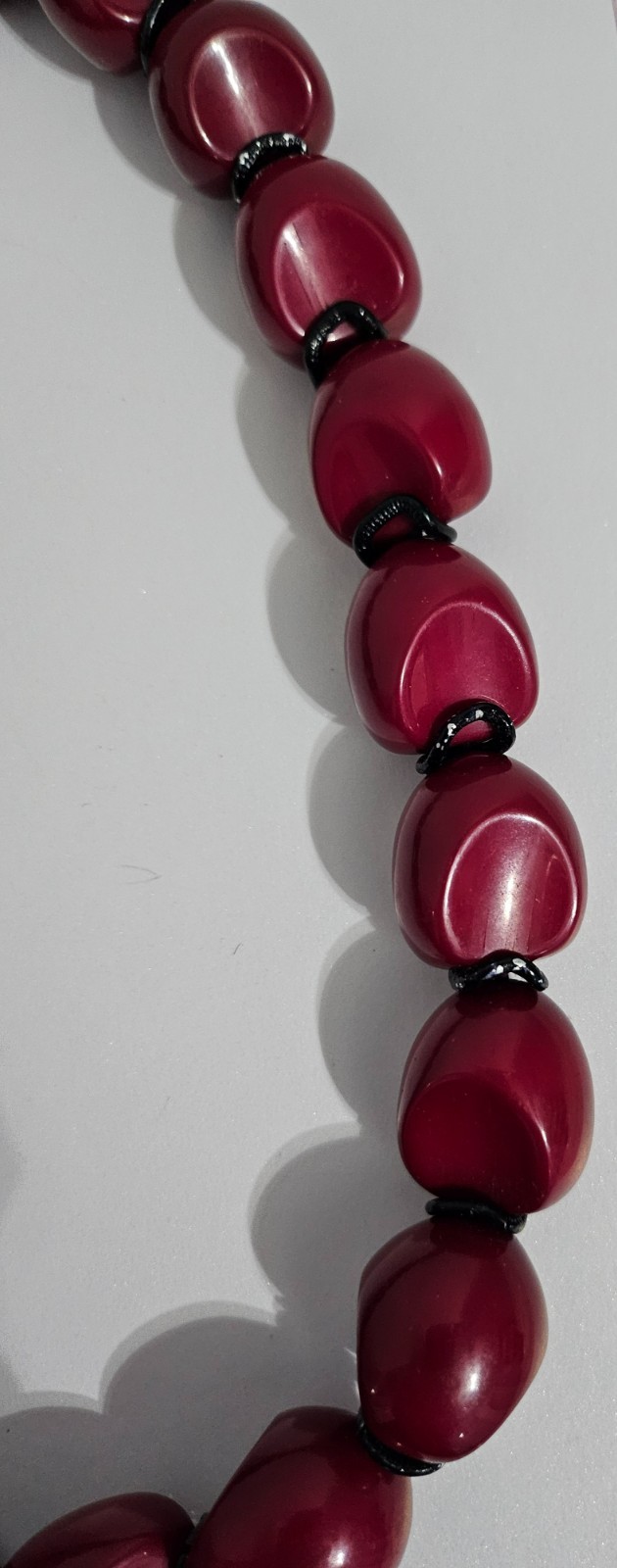 Vintage Large Statement Red Fancy Cut Bead Necklace 30″ Adjustable Good weight