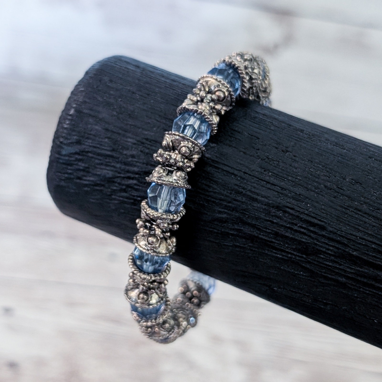Vintage Stretch Bracelet Blue Beads & Dark Silver Tone/Grey Metal