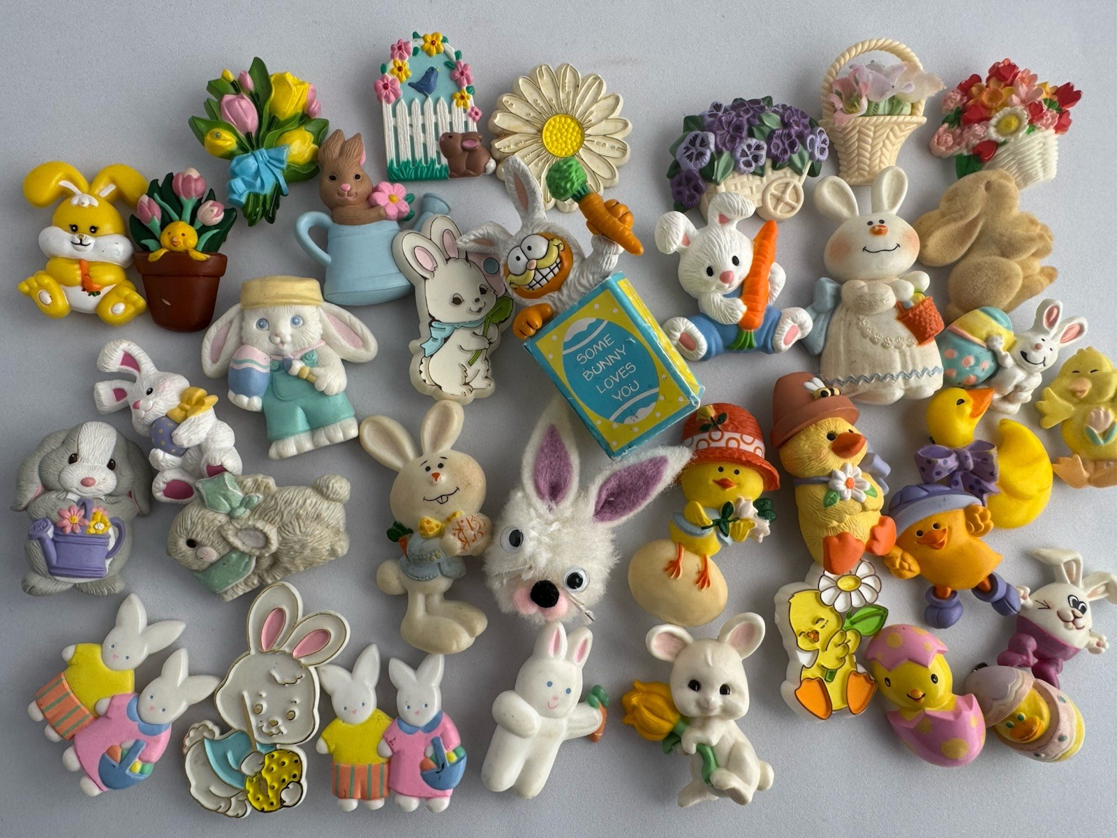 Vintage Jewelry Lot Hallmark Pin Etc 35 Bunny Rabbit Chicks Flowers Whimsical