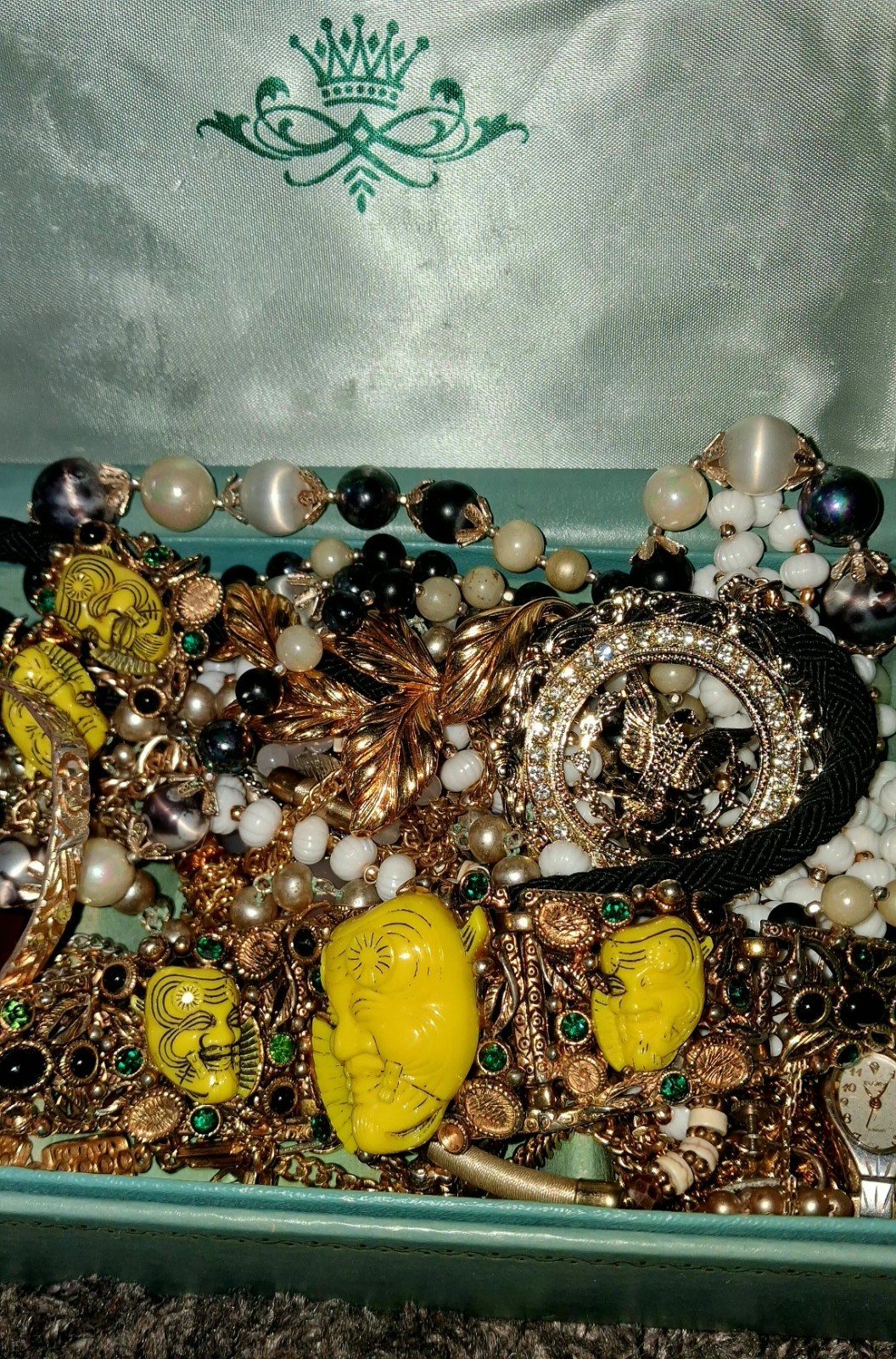 Vintage Mixed Signed Costume Jewelry Hat Box & Travel Cases Included 🔥BSK