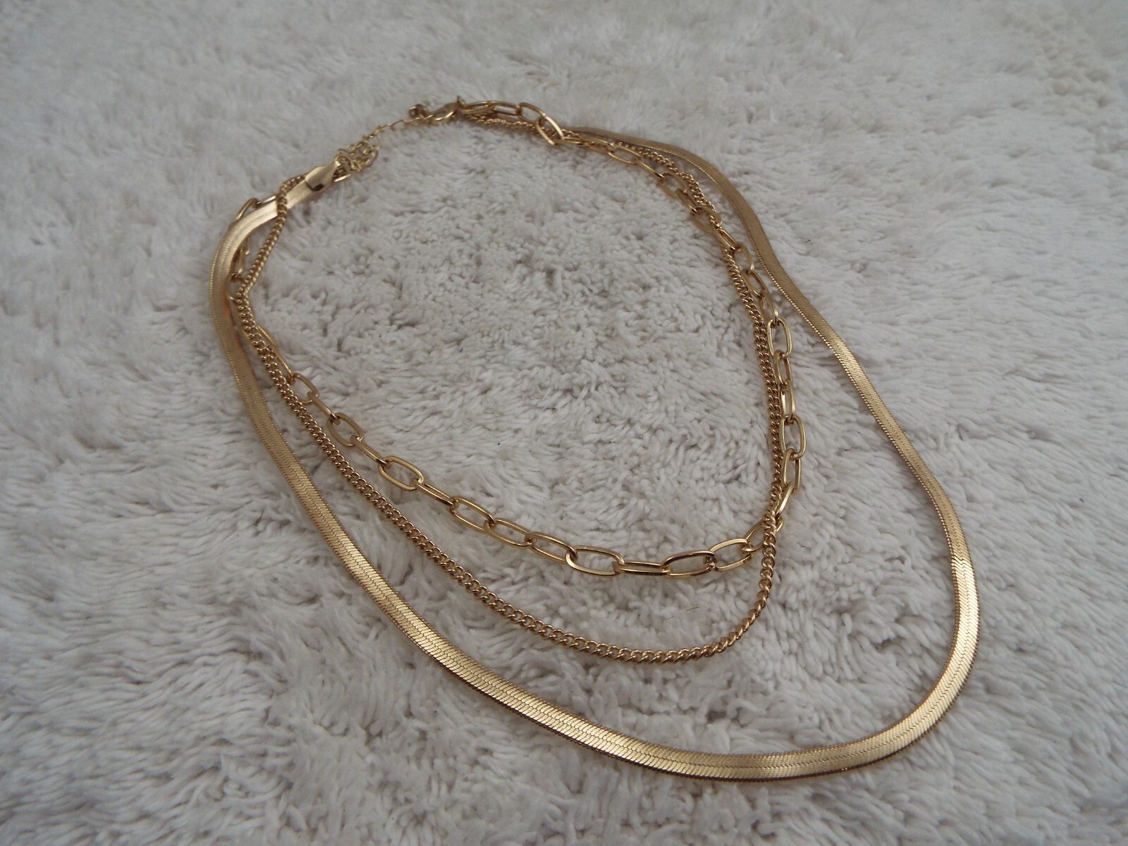 Mixed Goldtone Chain Necklace (J38)