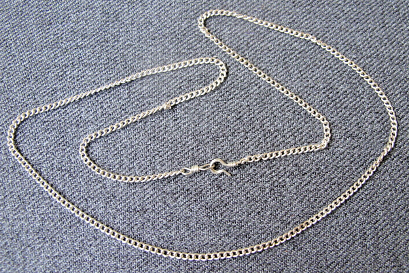 Unused vintage 70’s silvertone metal chain collar necklace #x4
