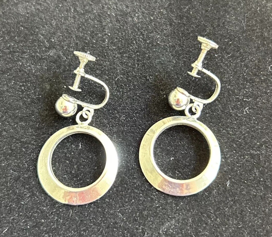 Vintage Silver Tone Screw-Back Earrings