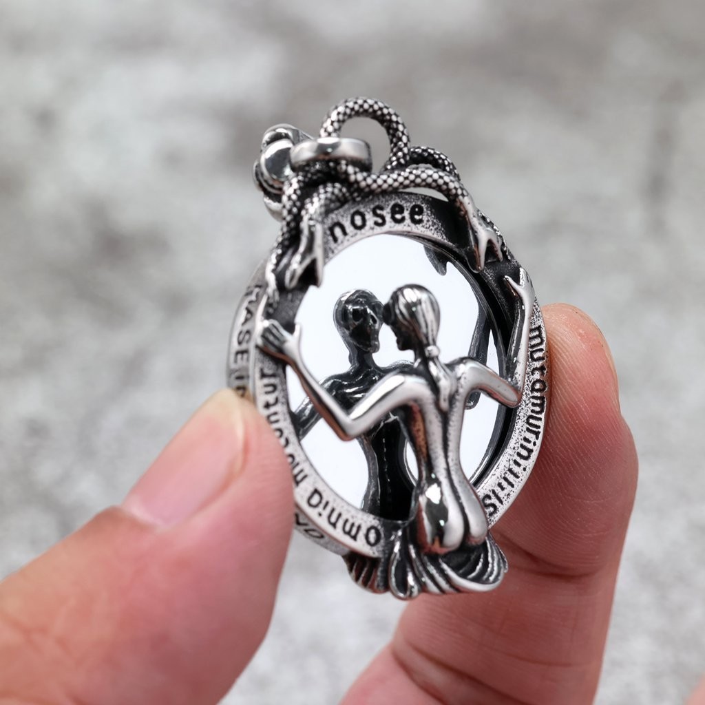 Retro Stainless Steel Men’s Pendant Gothic Magic Mirror Necklace