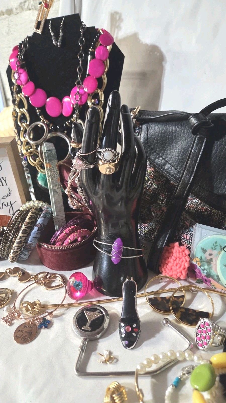 Grandma’s Estate; Jewelry, Trinkets, & Extra Fun Junk! Lot #89