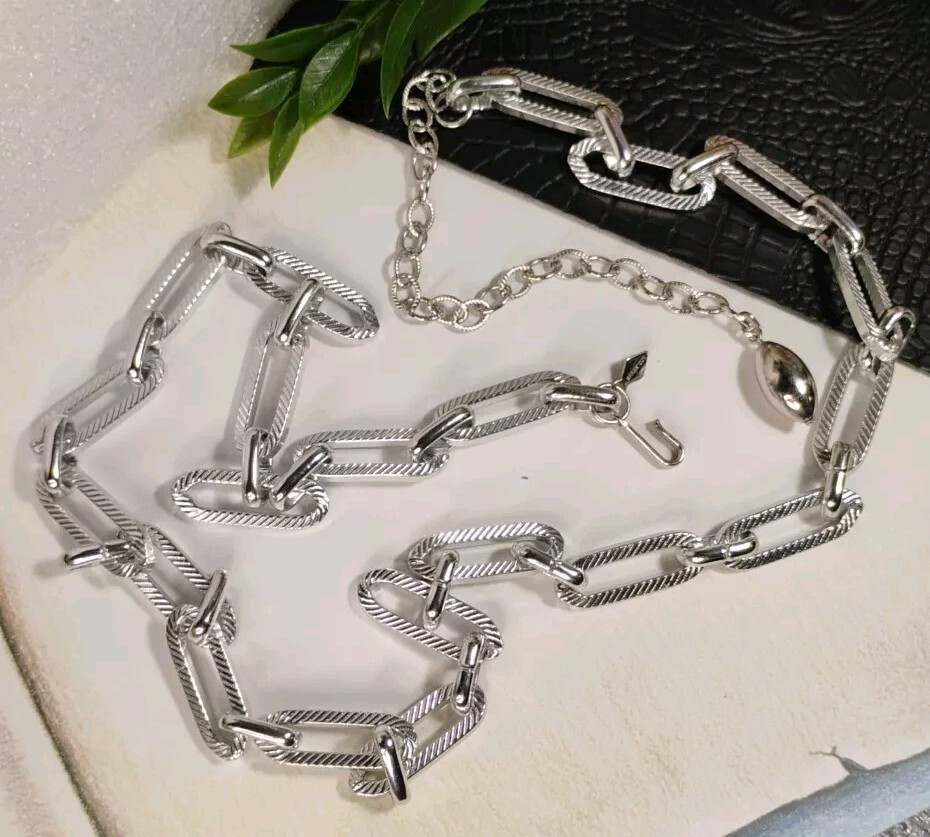 Vintage SARAH COVENTRY Silver Tone Link 28″ Chain Necklace (or Belt), Signed!