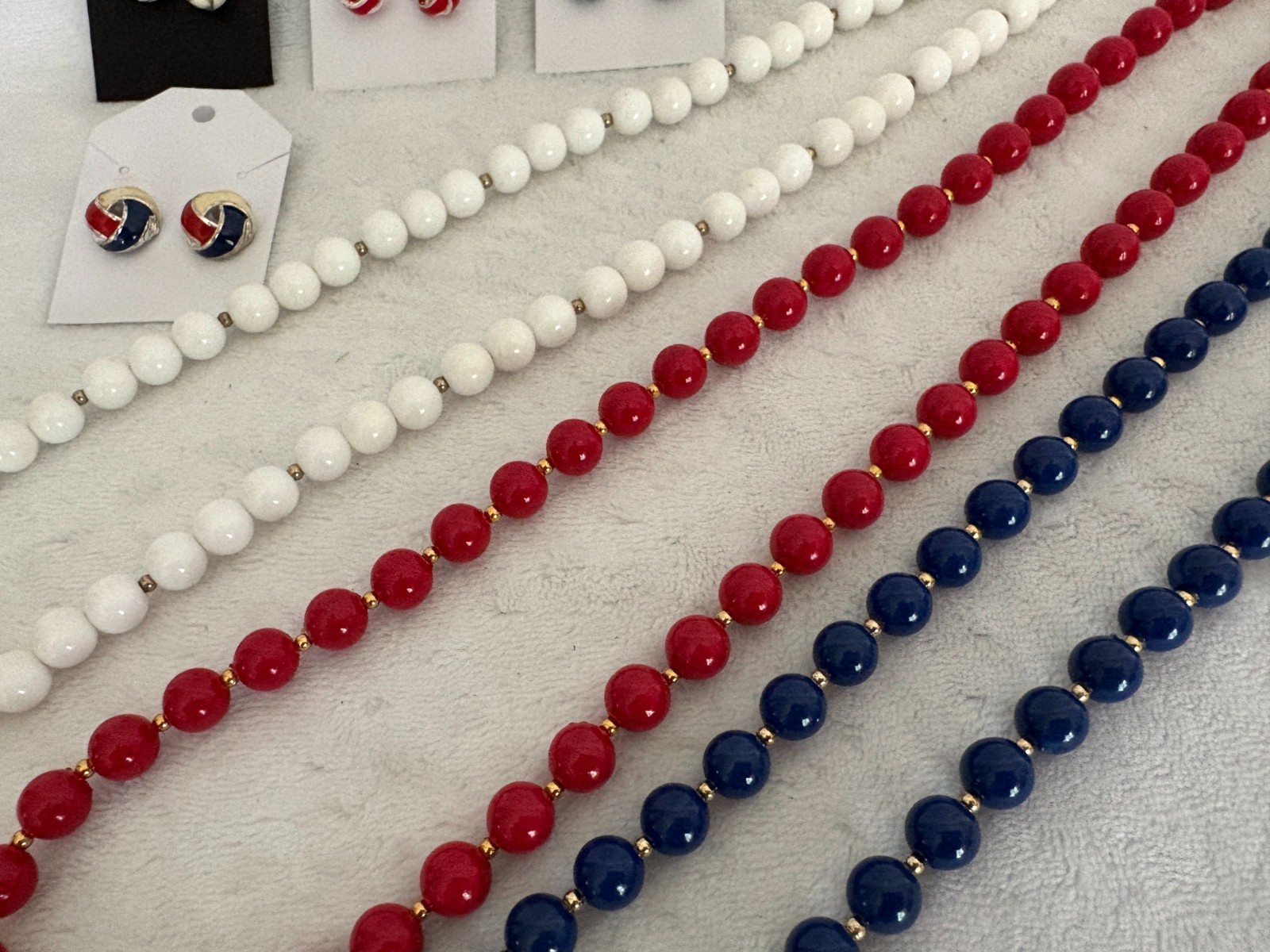 Vtg PATRIOTIC LUCITE Red, White, & Blue Beaded Necklaces & Earring Jewelry