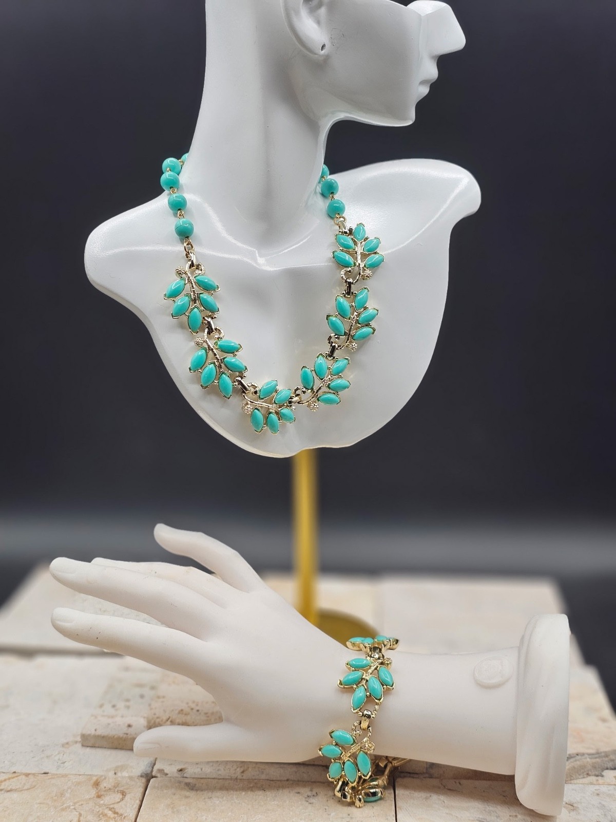 Vintage SIGNED KRAMER GOLD TONE Turquoise FLORAL Necklace & Bracelet Set