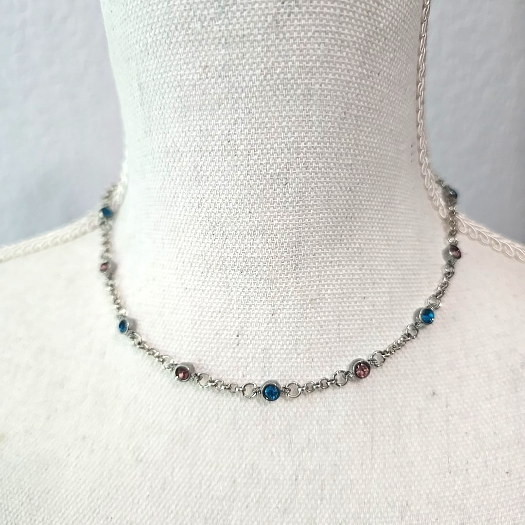 18″L 90s Silver Tone Blue Pink Glass Rhinestones Dainty Chain Choker Necklace