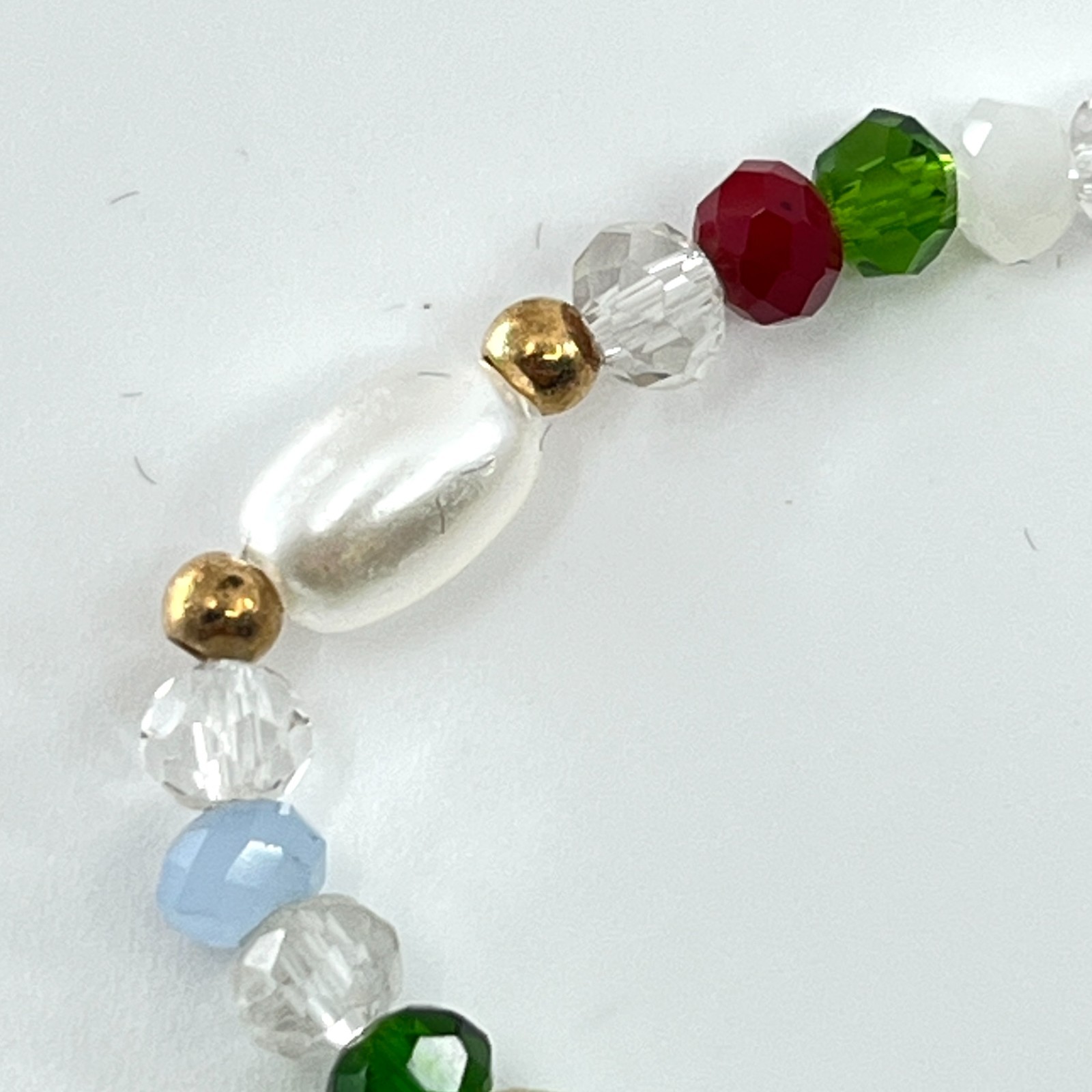 Vintage Retro Multi-Color Glass Bead Bracelet Gold Daisy Charm Pearl Accents
