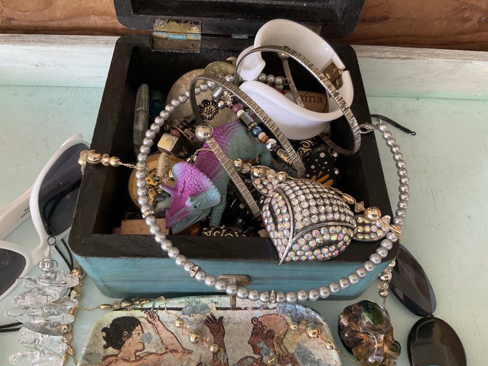 Vintage to modern Jewelry junk drawer Lot Harvest scrap wear repair Fun pieces!