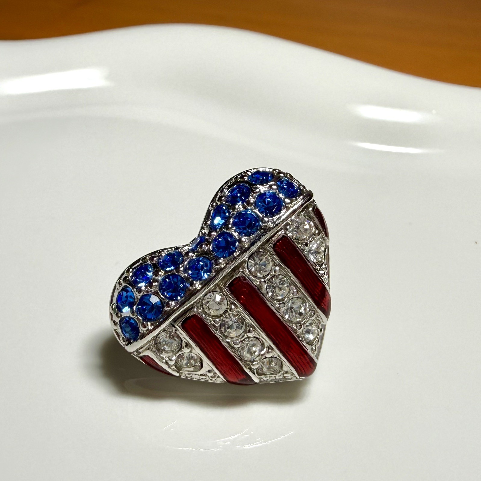 Swarovski American Flag Heart Pin Red White Blue Rhinestone Patriotic 0.8”