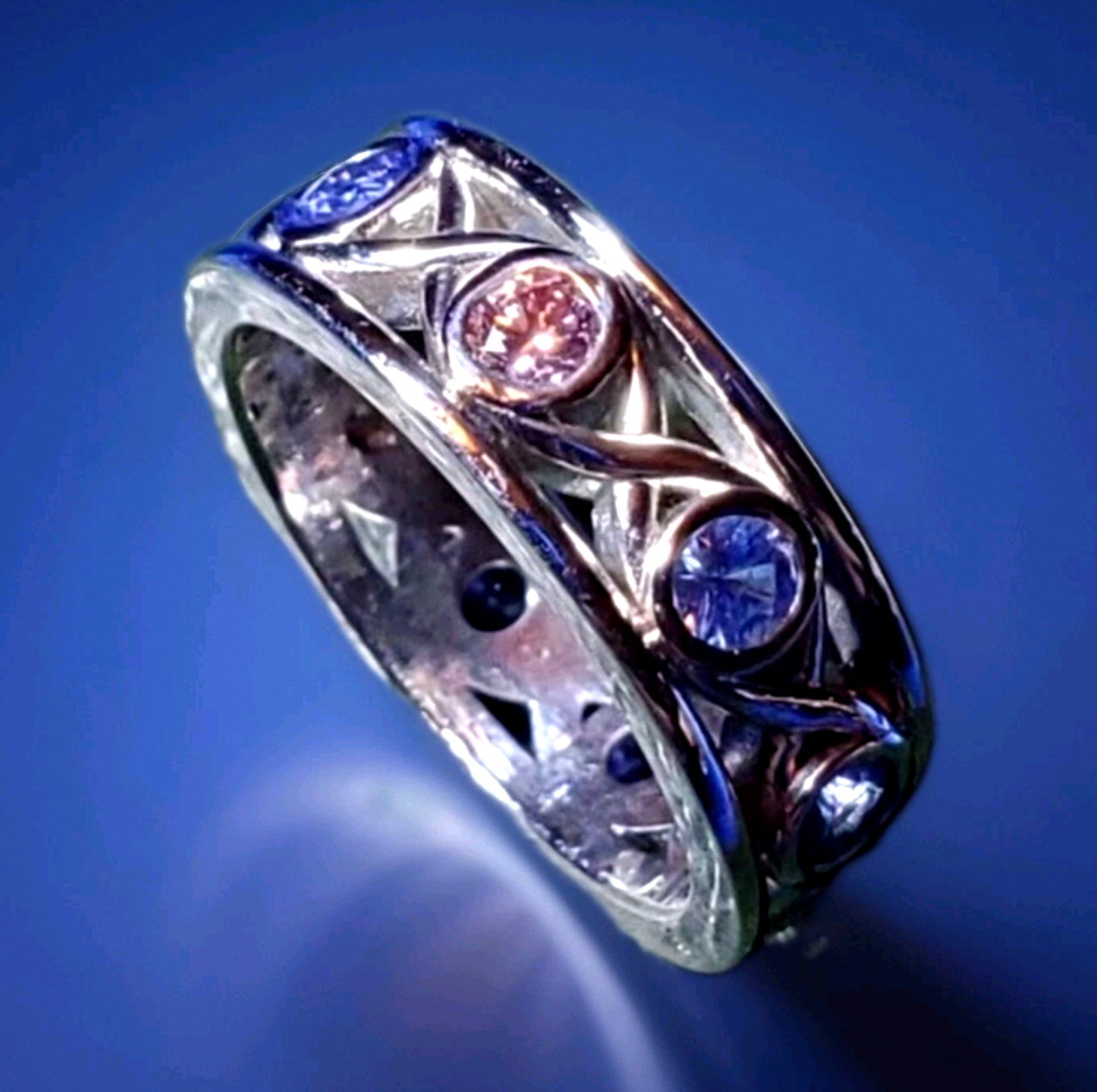 EARTH MINED NATURAL Color PINK DIAMOND Sapphire Band Deco PLATINUM Etenity Ring