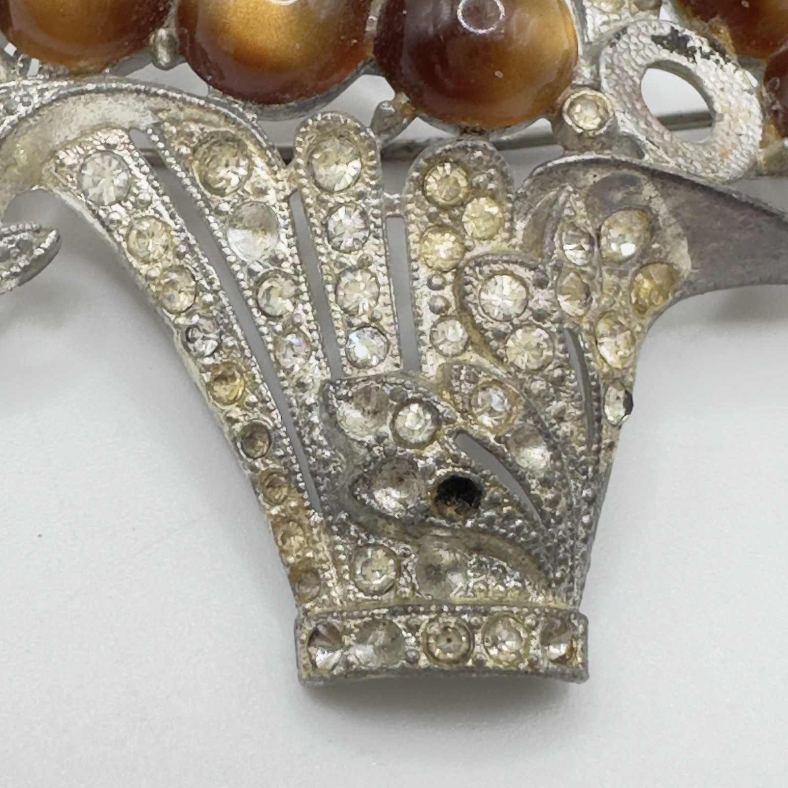 Vintage Pot Metal Brooch Moonglow & Rhinestone Flower Basket 2.5″ x 2.25″ READ