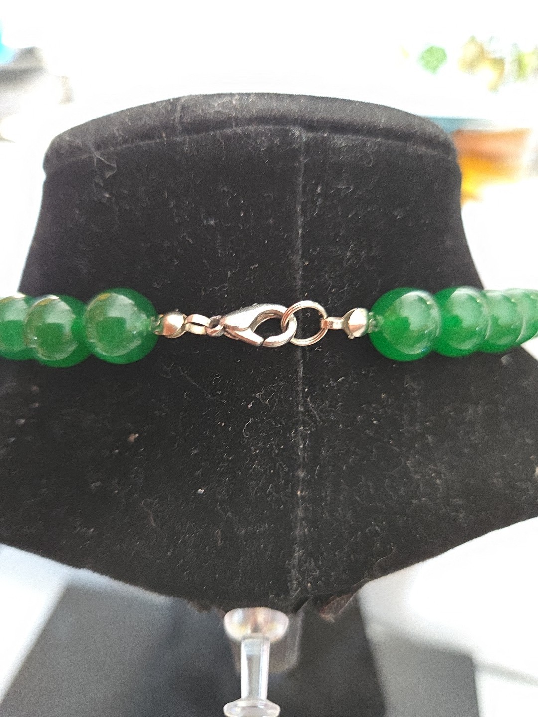Jade Hand Strung Beaded Round 18″ Necklace Imperial Green Nephrite Claw Clasp