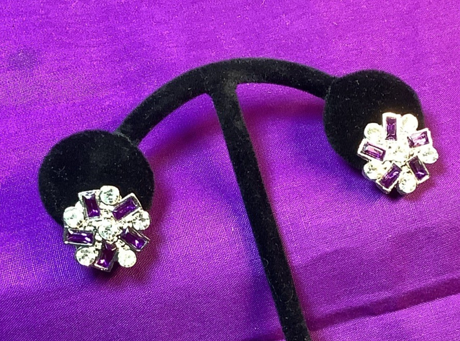 AAA 1980s Purple & Clear Faceted Rhinestone Statement Pierced Earrings E49