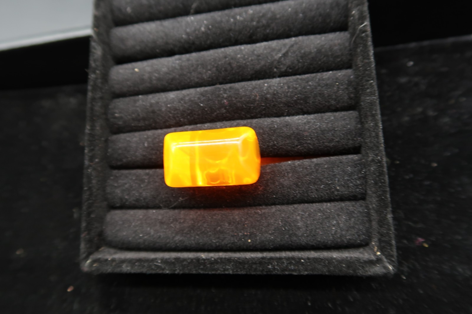 Vtg 60’s Orange Mod Acrylic Resin Glow in the Dark Ring Retro Fashion Size 5.5