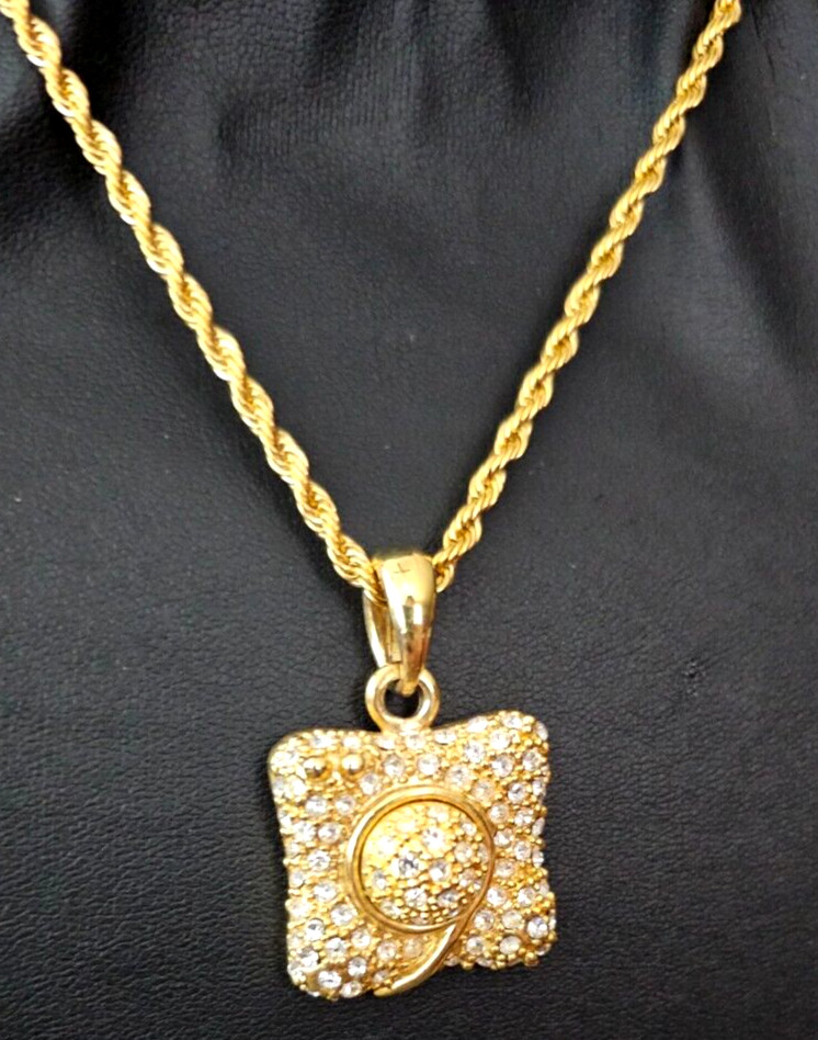 Gold tone Rhinestone Pendant Rope Chain Necklace 22″