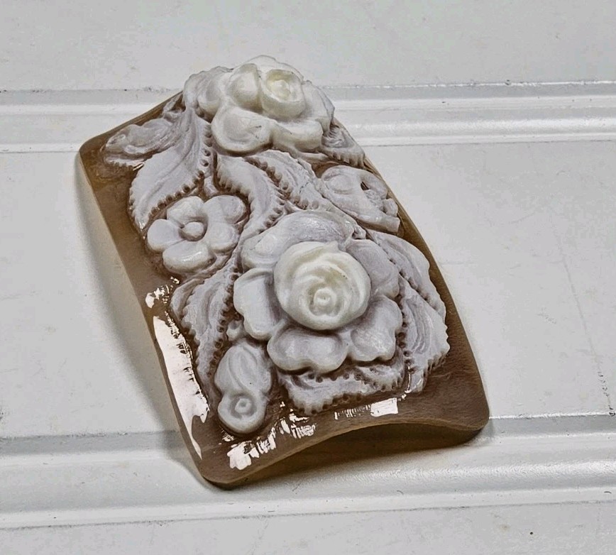 Vintage Carved Shell Roses Cameo