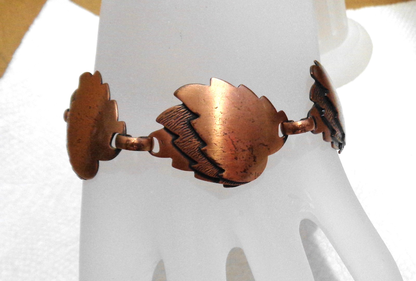 8 inch Vintage Solid Copper Renoir Triple Leaf Panels Bracelet 1″ 21.6 grams