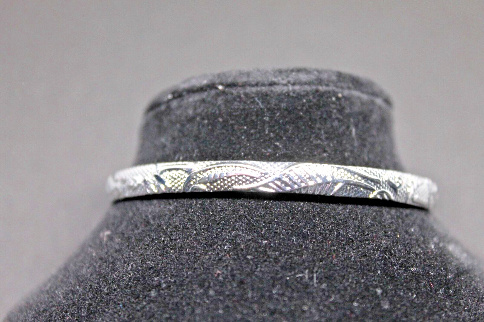 Stainless Steel Vintage Style Open Bangle Braclets With Carvings Inlay Set Of 3