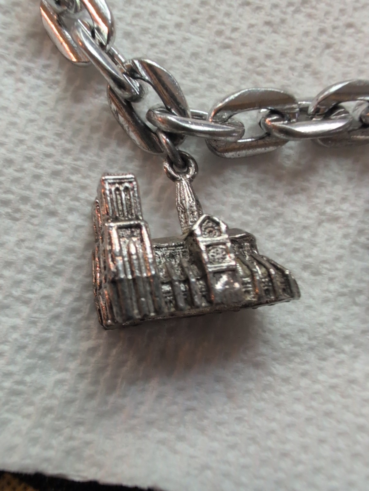 Vintage French Silver‑Tone Charm Bracelet “Made in France” Eiffel Tower