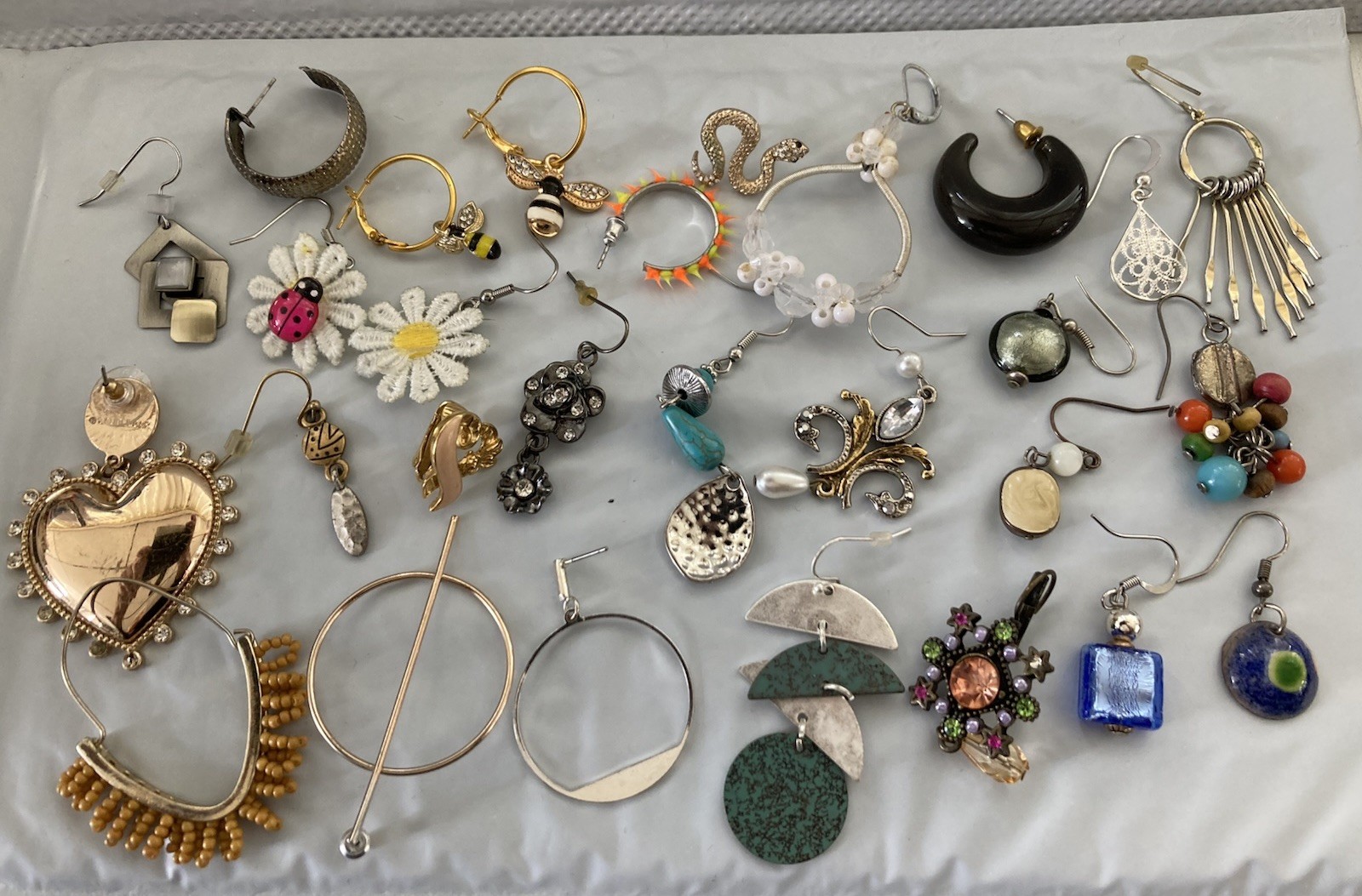 Single Earring Lot of 28 Pieces Craft Jewelry Repurpose
