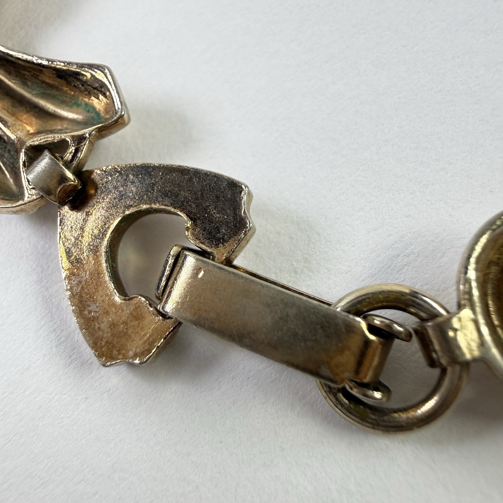 Vtg Gold Tone Scroll Link Necklace 14” Choker Statement Necklace Unbranded