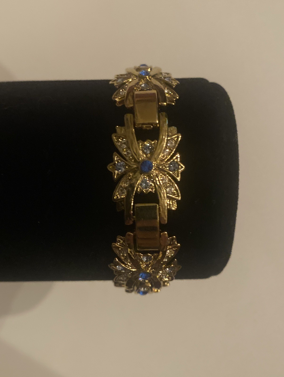 Camrose & Kross Jacqueline Kennedy Sapphire And Crystal Flower Gold Bracelet