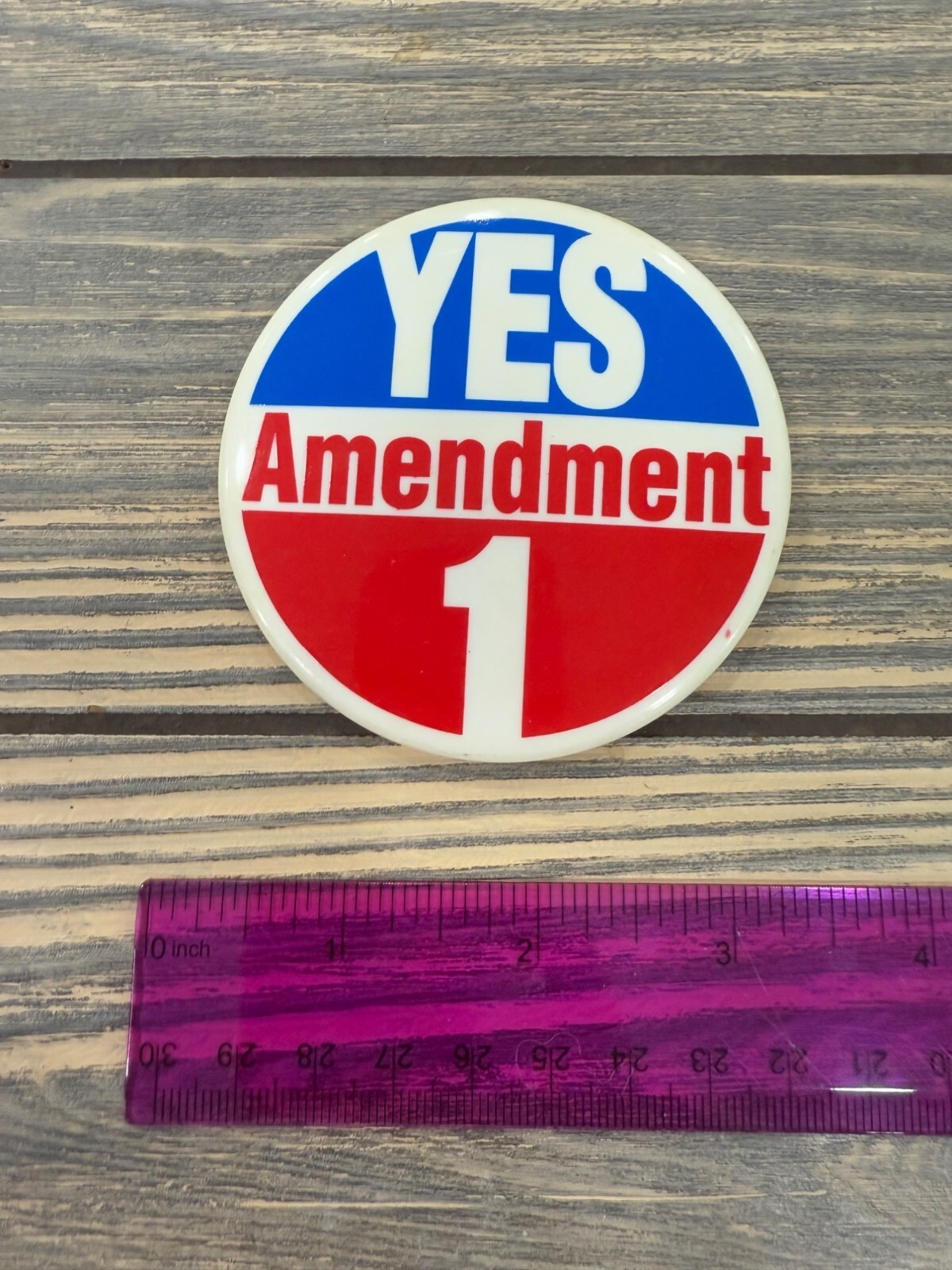 Yes Amendment 1 Political Campaign Button Pin Vintage
