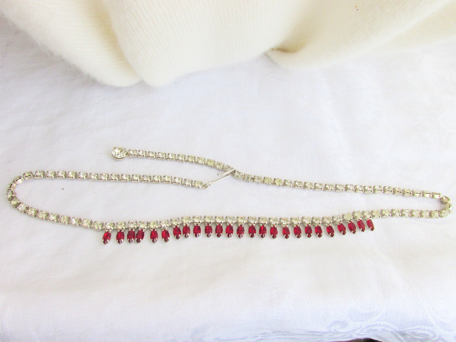 Vintage Dainty Marquise Red & Clear Rhinestone Choker Necklace 17″ Silver Plate