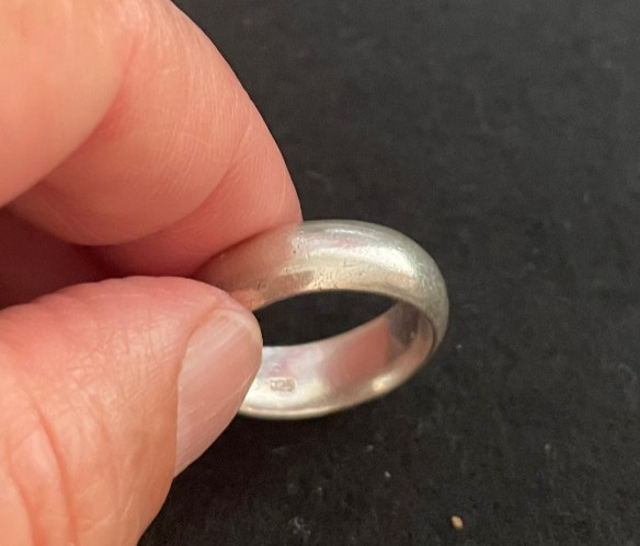 925 solid Sterling Silver Vintage Classic Wedding Band Ring Size 7