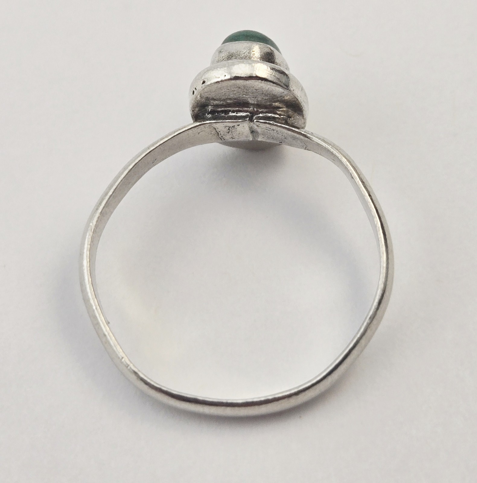 Vintage Sterling Silver Malachite Cabochon Native Ring Size 8.5 – 2.6g