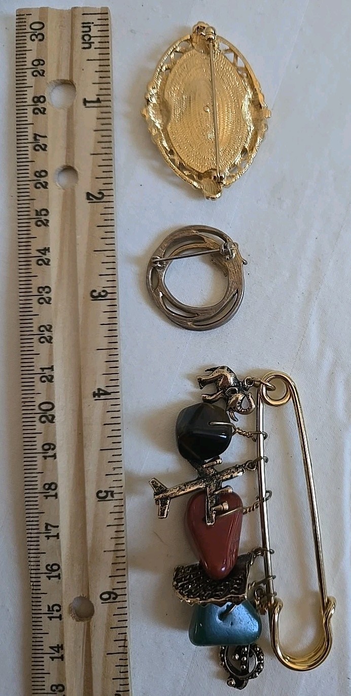 Vintage Brooches Lot And One Vintage Cast Iron Heart Clip