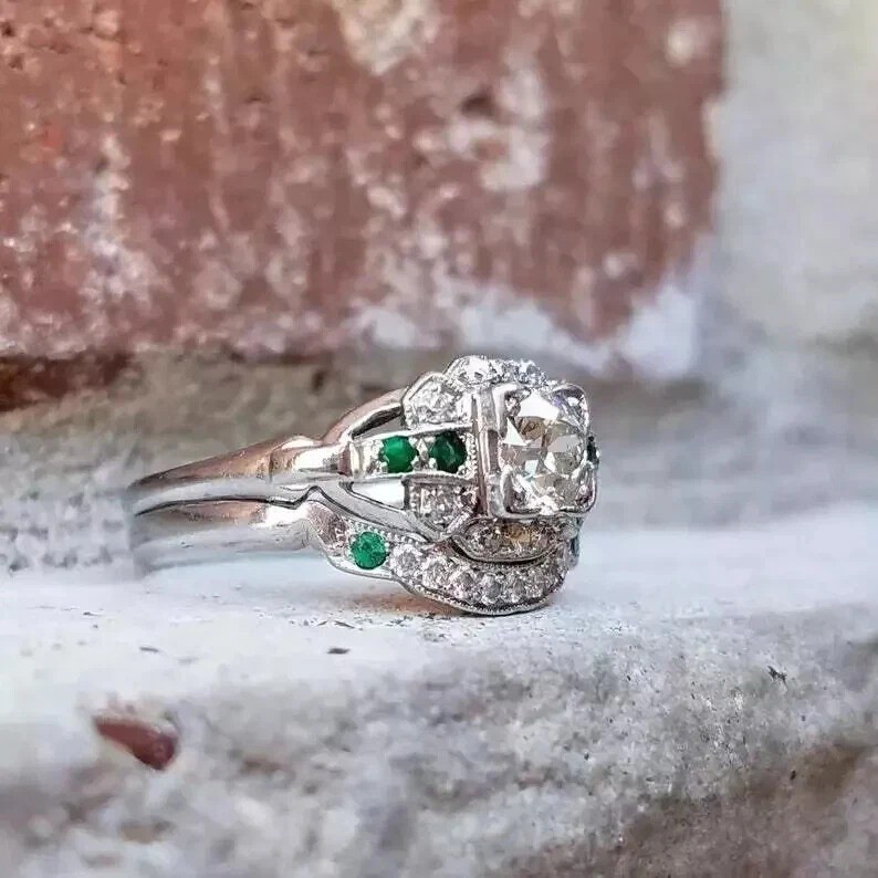 Art Deco Vintage Style Lab Created Diamond Emerald 925 Silver Christmas Ring Set