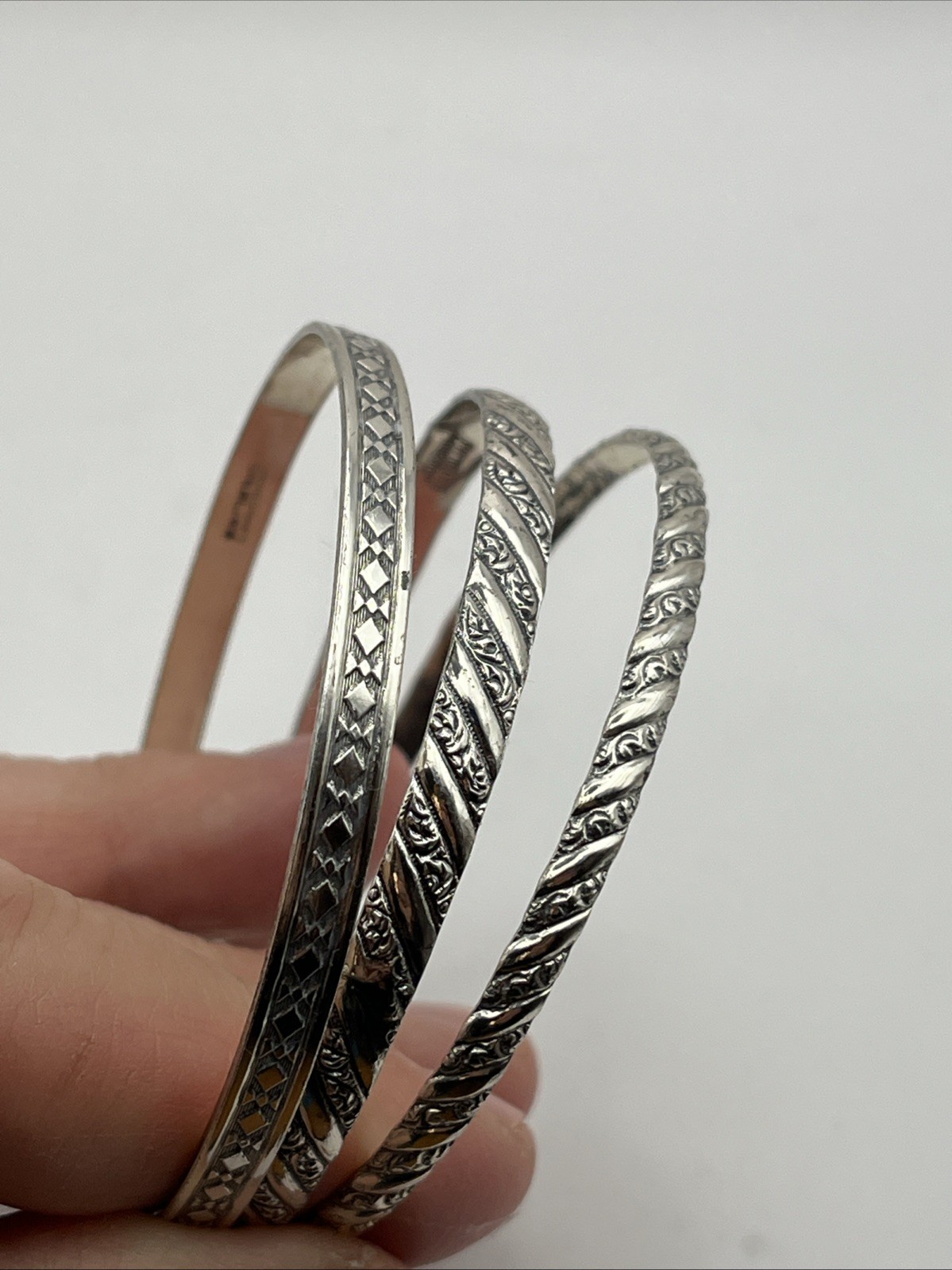 3 Vintage DANECRAFT Sterling Silver Bangle Bracelets -2.5″ Diam 34.1 Grams