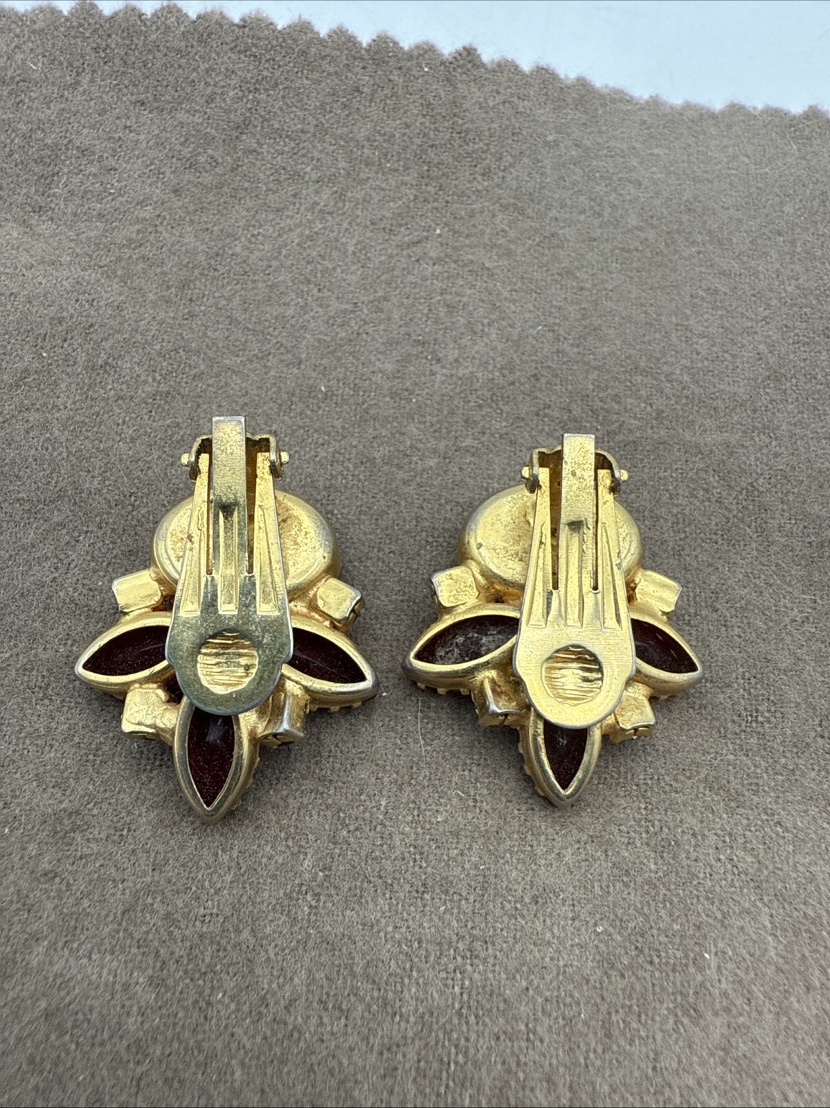 Vintage Red Rhinestone Clip On Earrings Gold Tone Iridescent