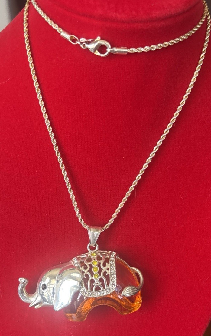 Amber Colored Silver Lucky Elephant W/ Rhinestones ,Chain 925 8 Grams Super Cute